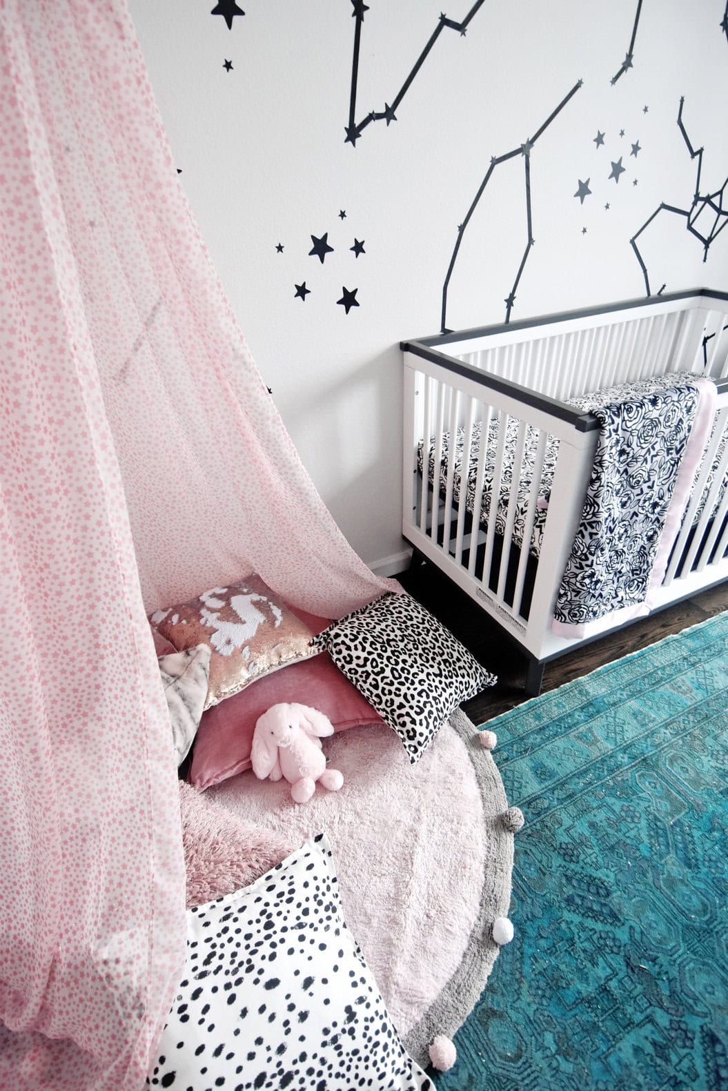 How to Make a DIY Bed Canopy